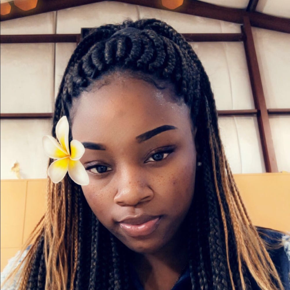 Meet your Posher, Jakiya